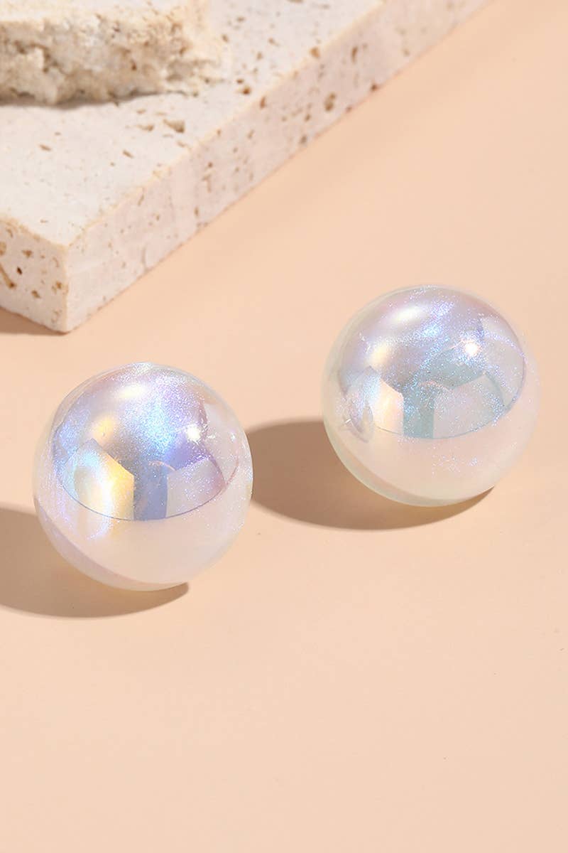 FAUX PEARL DESIGN STUD EARRINGS