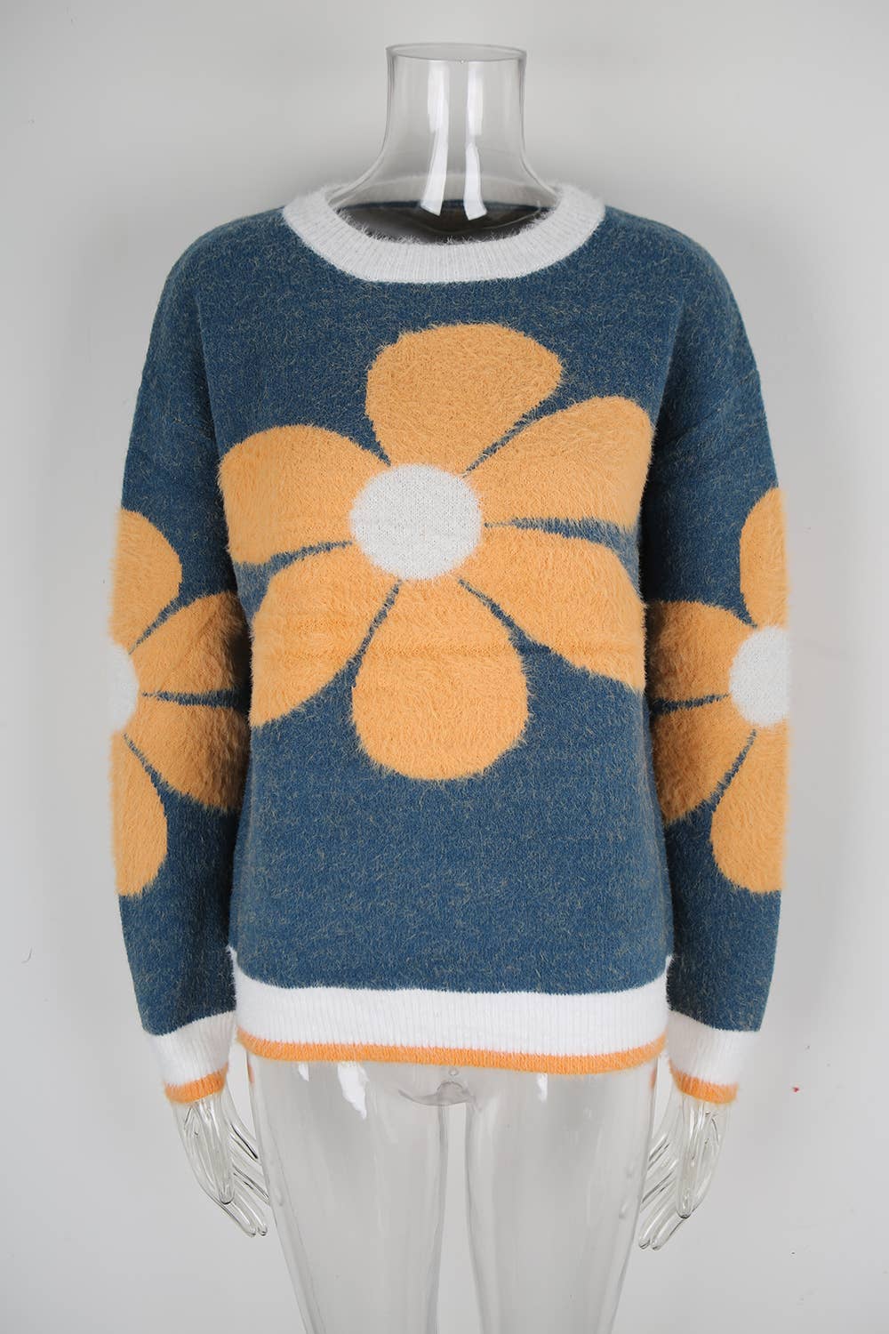Flower-patterned knitted round-neck sweater