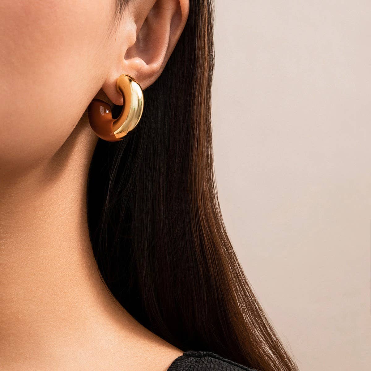 MINIMALIST AND PERSONALIZED MAILLARD RETRO EARRING