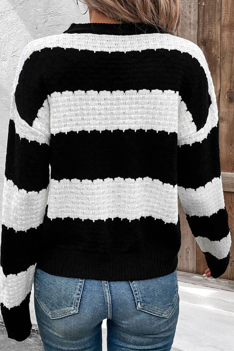 CWOSWL6827_BLACK AND WHITE STRIPED KNITTED PULLOVER SWEATER