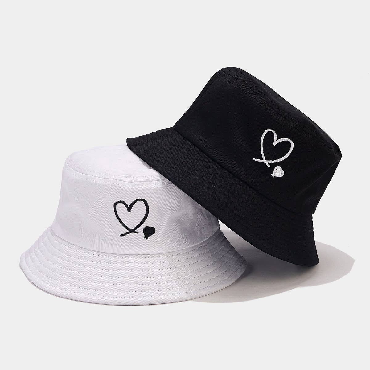 CWAH3173_FASHIONABLE HEART EMBROIDERED BUCKET HAT