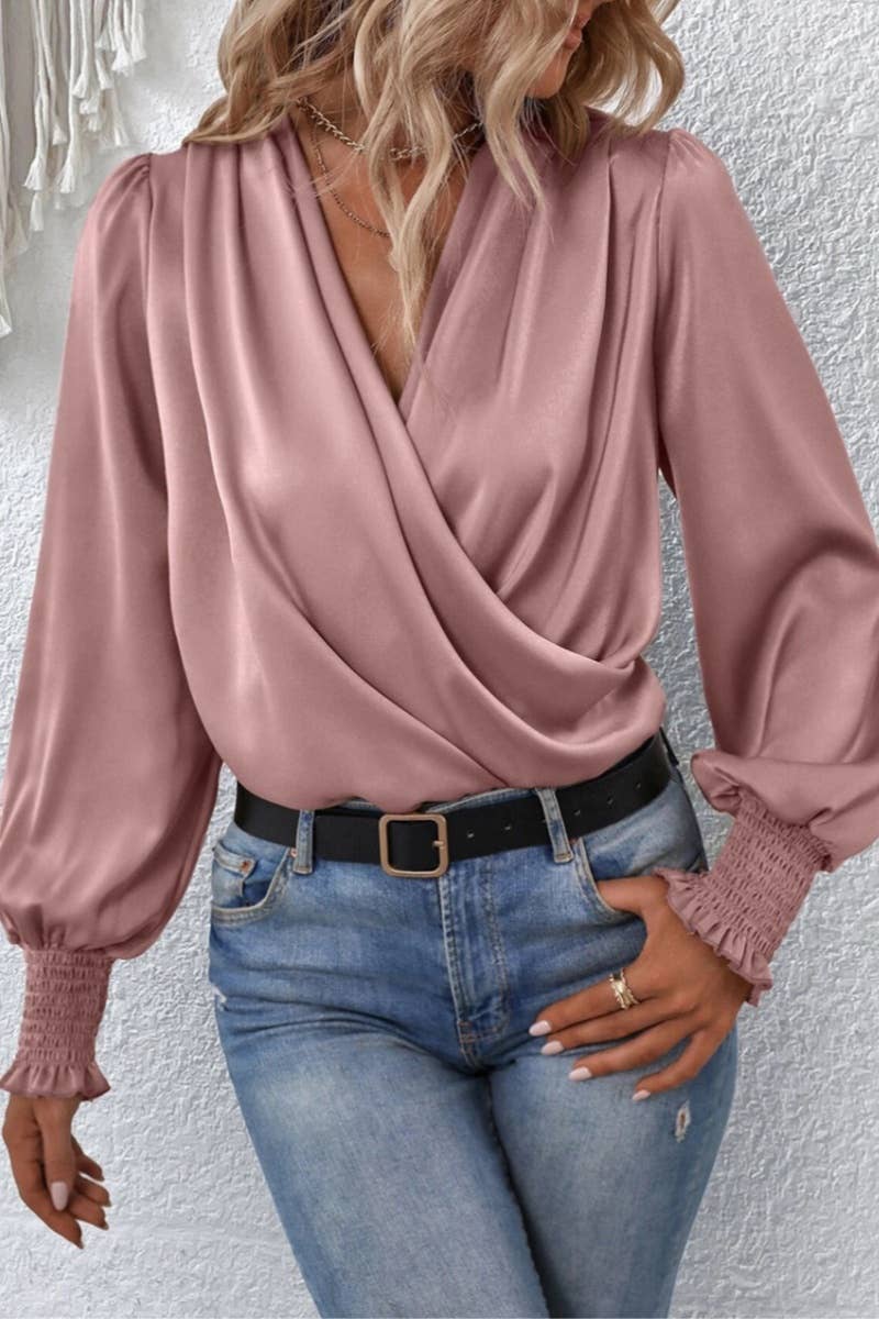 CWTBLL2517_V-NECK LONG-SLEEVED TOP WITH LANTERN SLEEVES