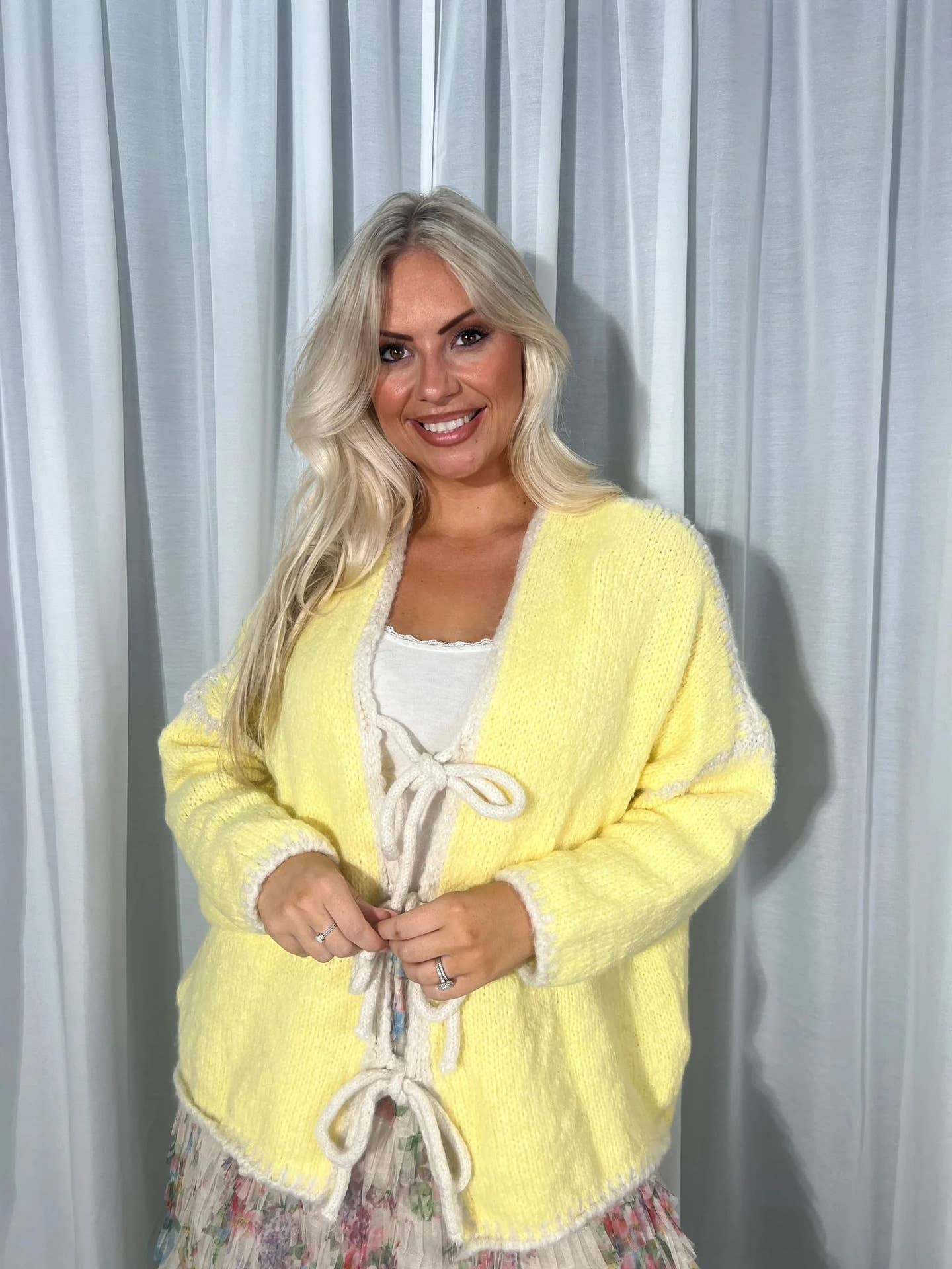 Color-blocking bow knitted cardigan