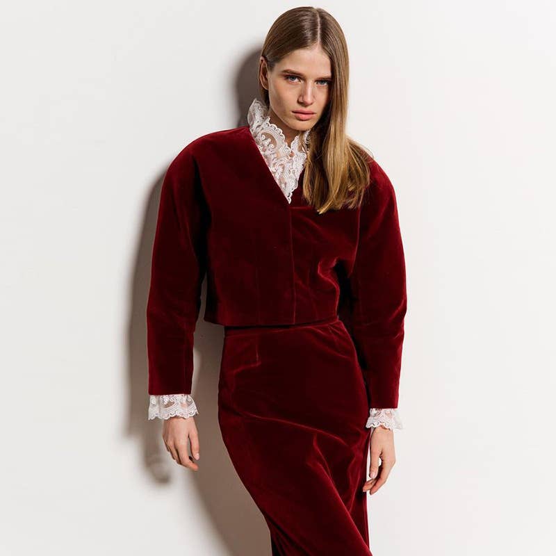 DEEP V LACE PATCHWORK CROP TOP SPLIT SKIRT SET