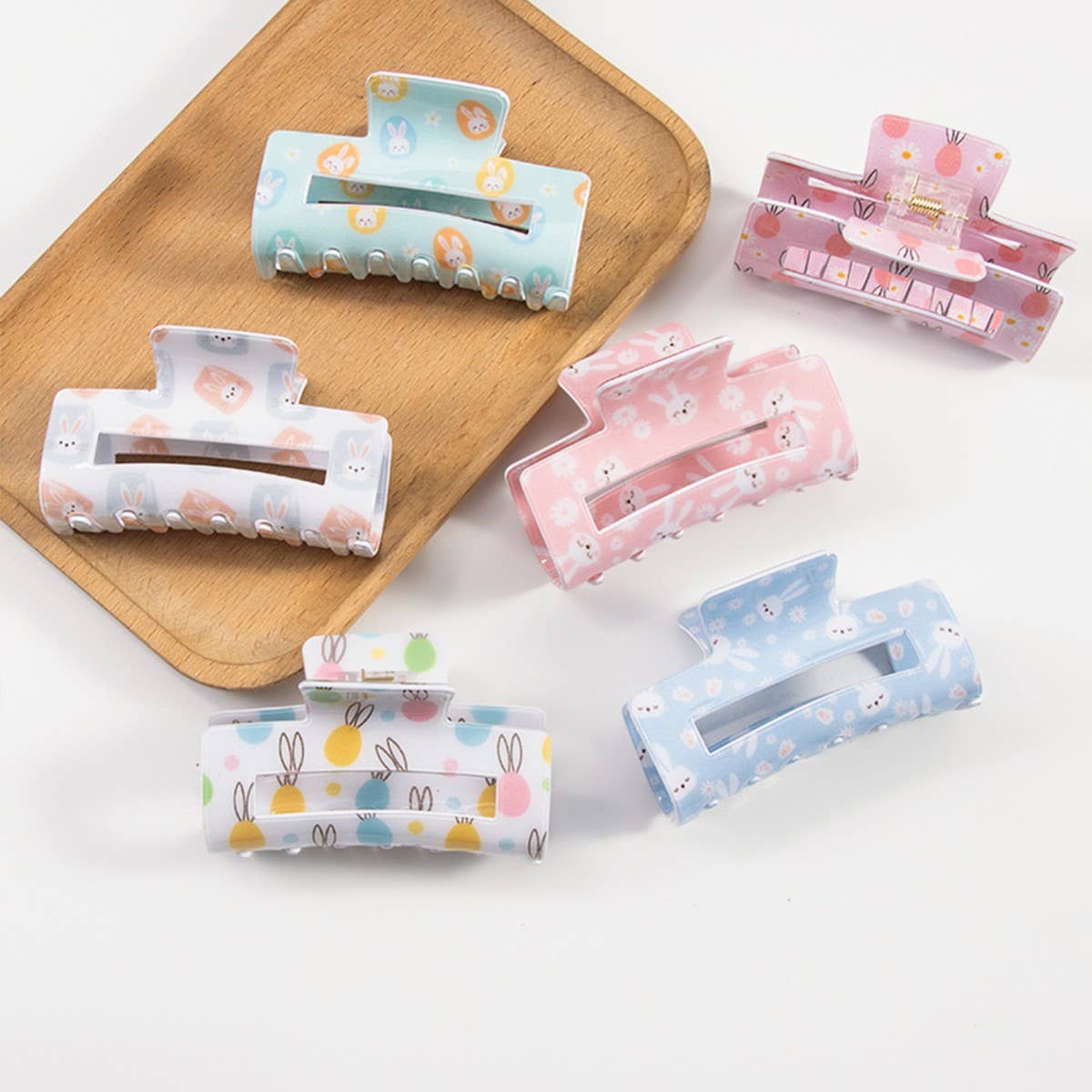 CWAHA1439_BUNNY HEAD PRINT RECTANGULAR LARGE HAIR CLAW CLIP