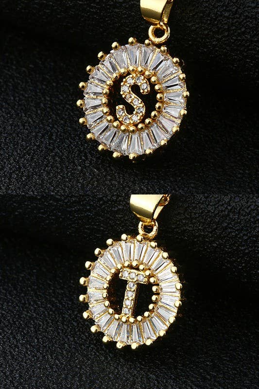 A-Z ALPHABET LETTER SUN PENDANT NECKLACE_CWAJE055-B20221