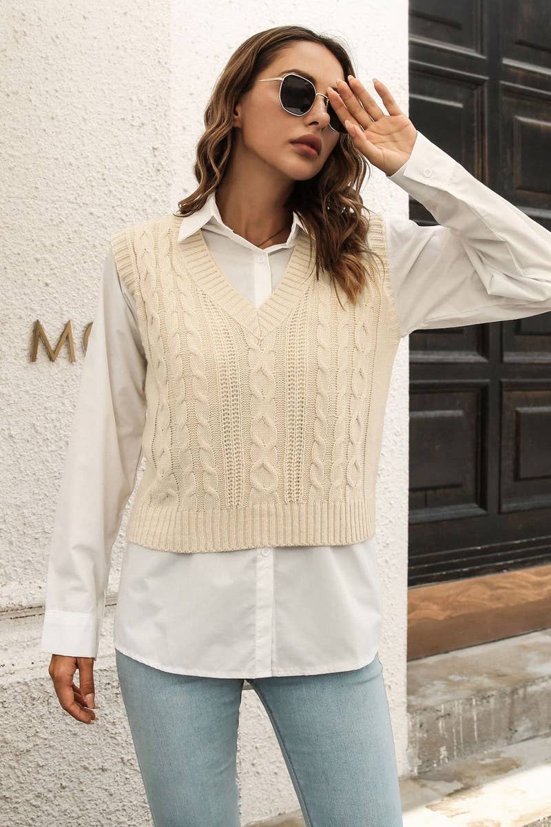 CWOV0486_V-NECK CABLE KNIT SHORT SWEATER VEST