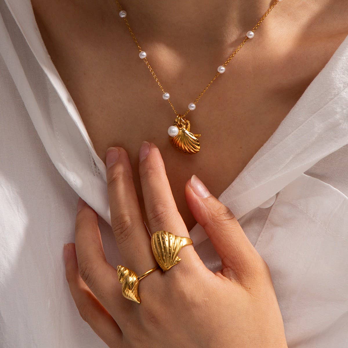 OCEAN SERIES PEARL STARFISH SHELL NECKLACE_CWAJE1366