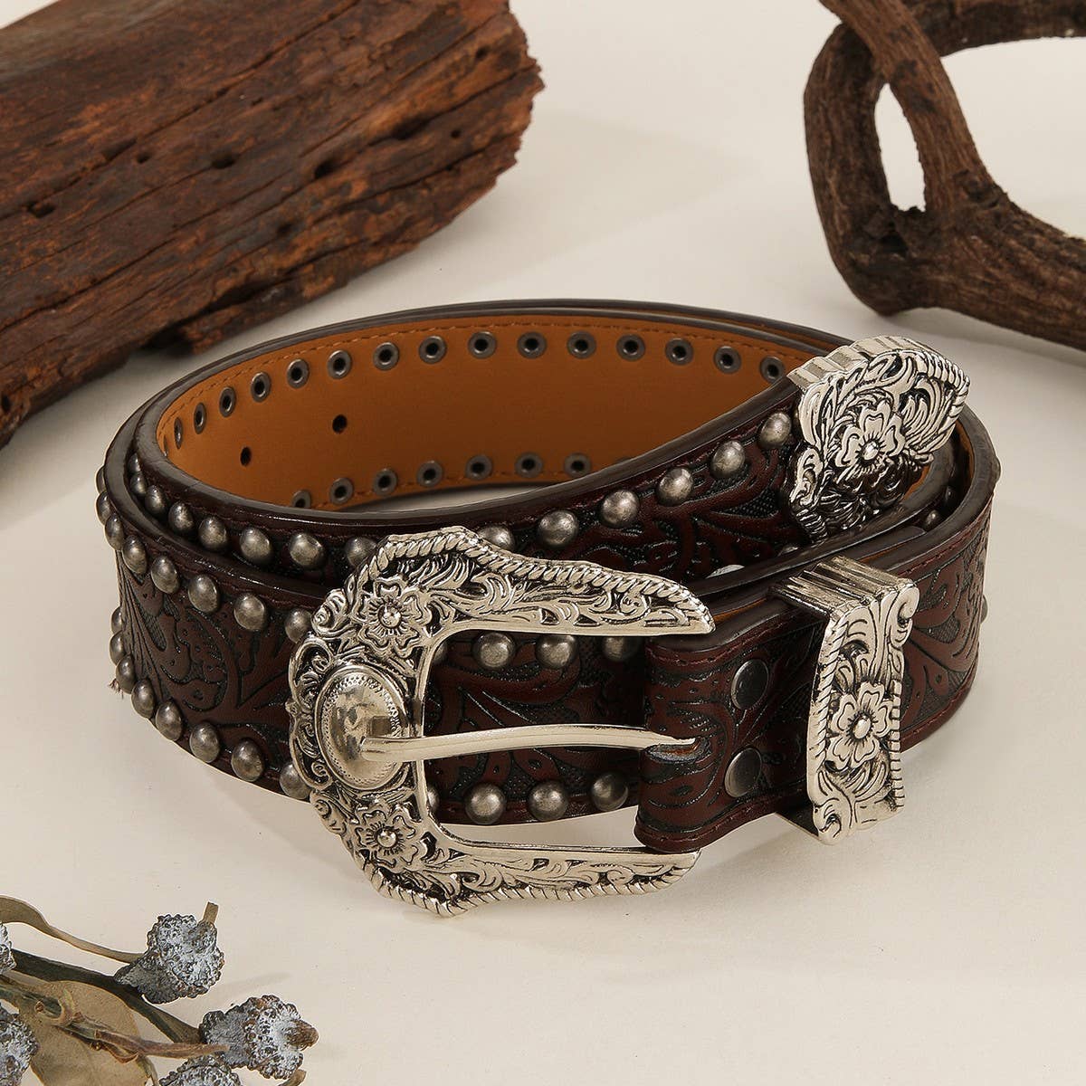 METAL VINTAGE DISTRESSED RIVET EMBOSSED BELT