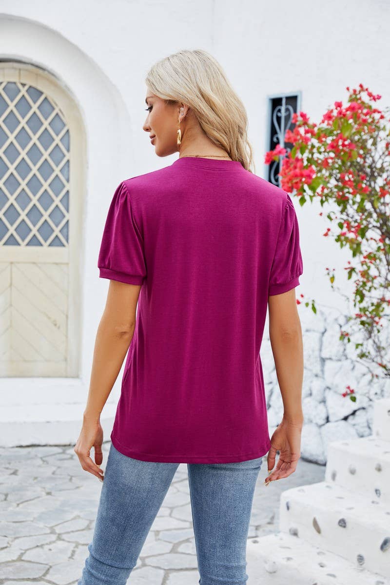 CWTBLS0880_V-NECK RUFFLED STRETCH SHORT-SLEEVED T-SHIRT