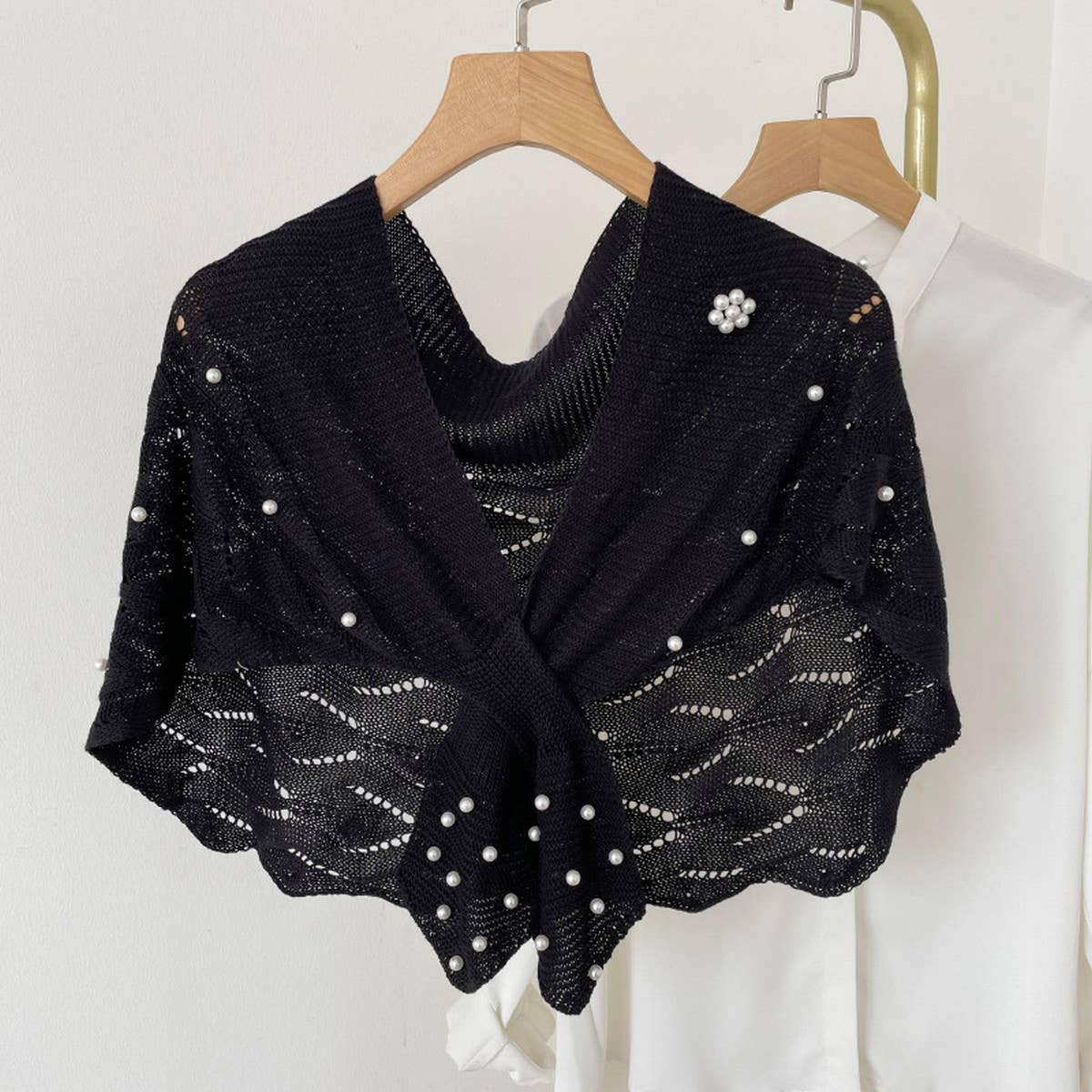 STRIPED OUTER KNITTED DECORATIVE SHAWL_CWASC0759