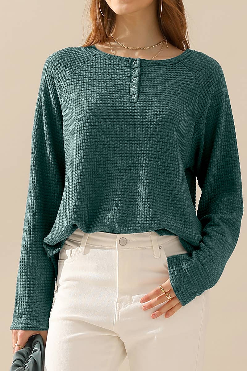 CWTTL1099_R NECK EYELET REGLAN SWEATER KNIT TOP