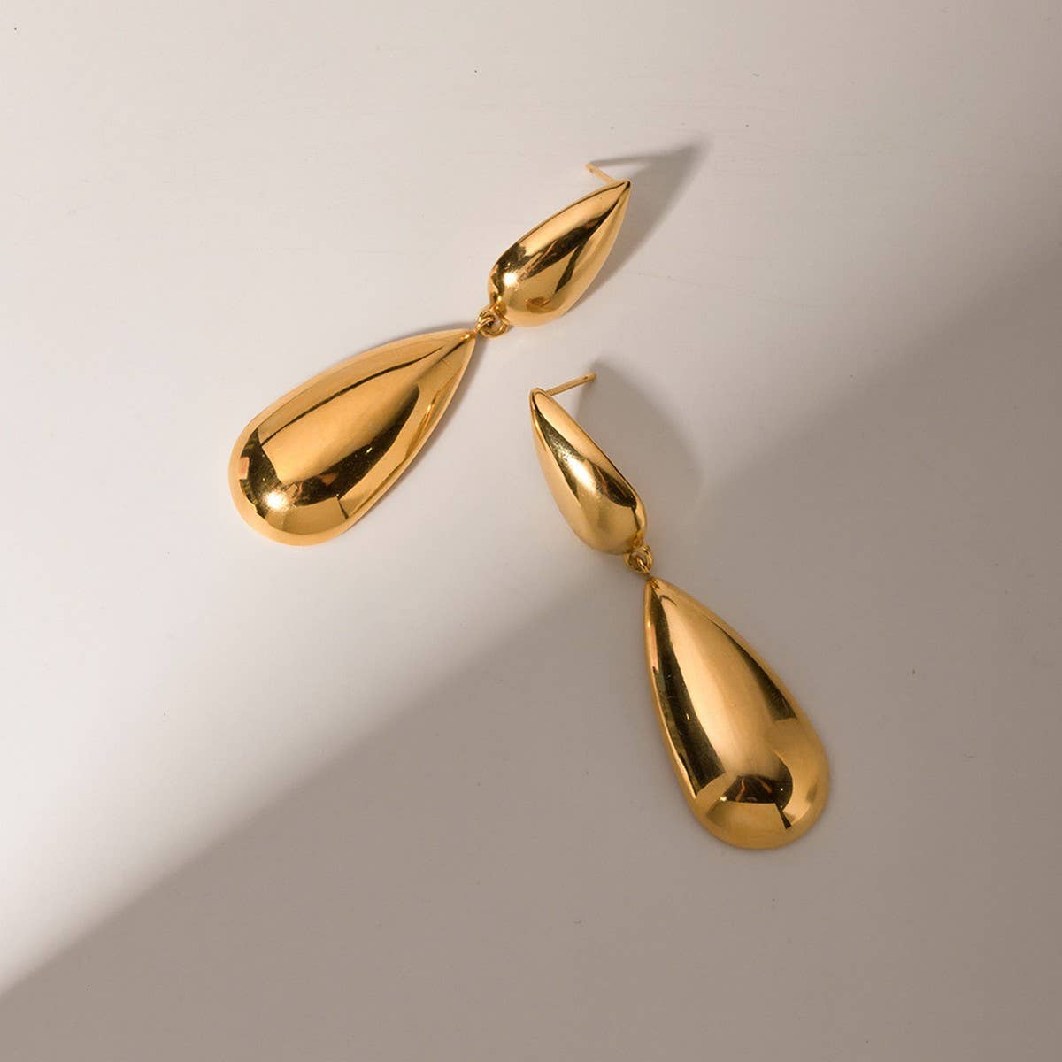 MINIMALIST NICHE WATER DROP HIGH-END EARRINGS