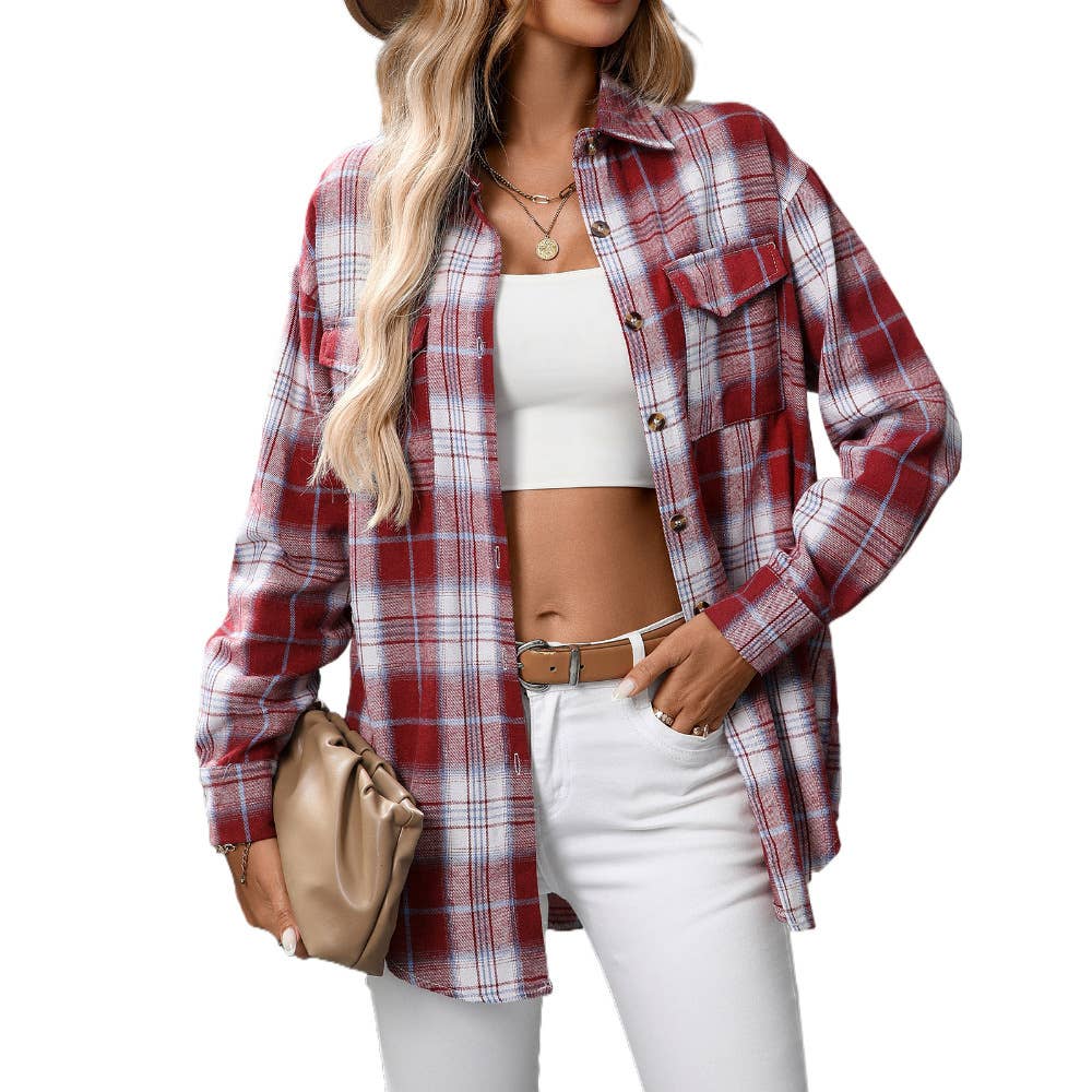 Casual and fashionable checkered pocket shirt
