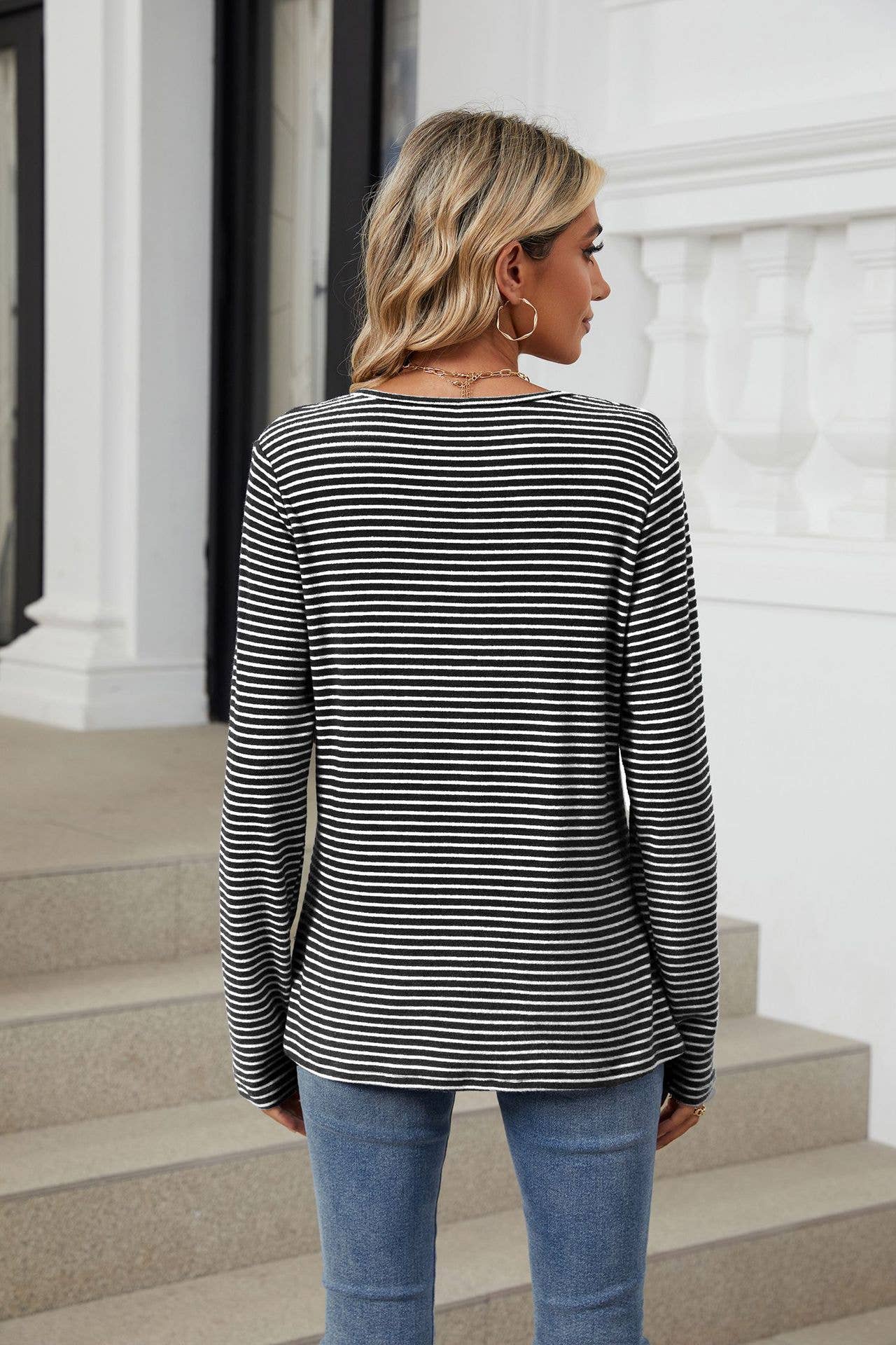 CREW-NECK BUTTON-DOWN LONG SLEEVE STRIPED T-SHIRT