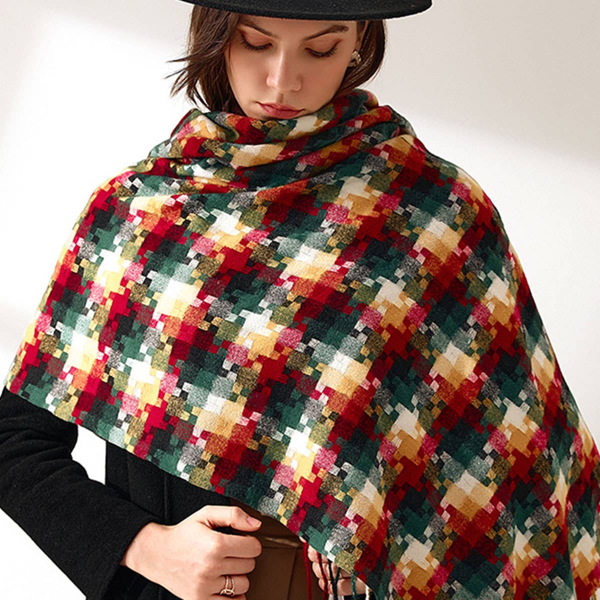 Plaid Fringe Scarf ??Trendy Winter Wrap_CWASC0199