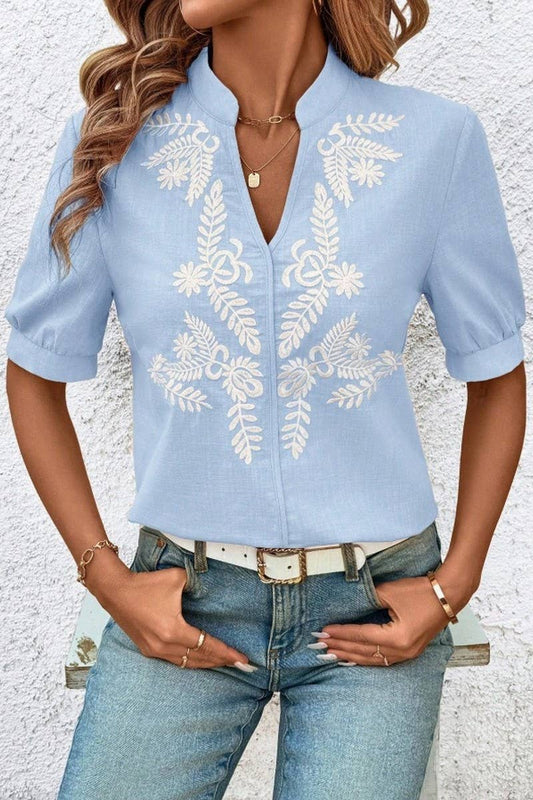 CWTBLS2269_V-NECK COTTON EMBROIDERED SHORT SLEEVE SHIRT