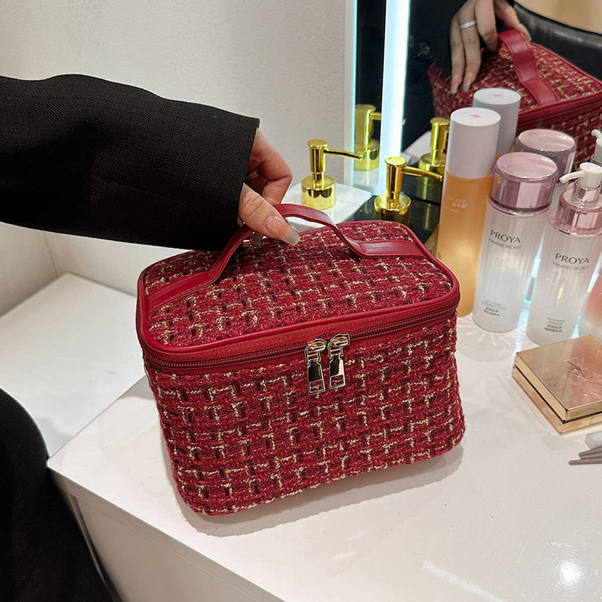 FASHIONABLE AND HIGH-END TRAVEL COSMETIC BAG_CWAB4388
