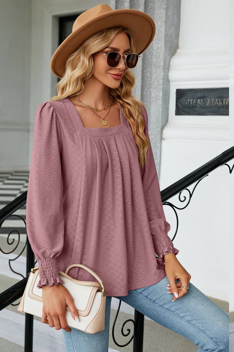 CWTBLL0194_WOMEN SQAURE NECK SHIRRED CUFF LONG SLEEVE BLOUSE