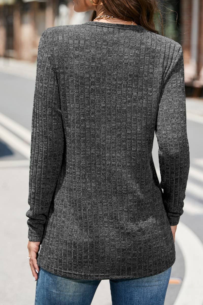 CWTBLL3654_SPRING AND AUTUMN NICHE SLIT LARGE SIZE TOPS