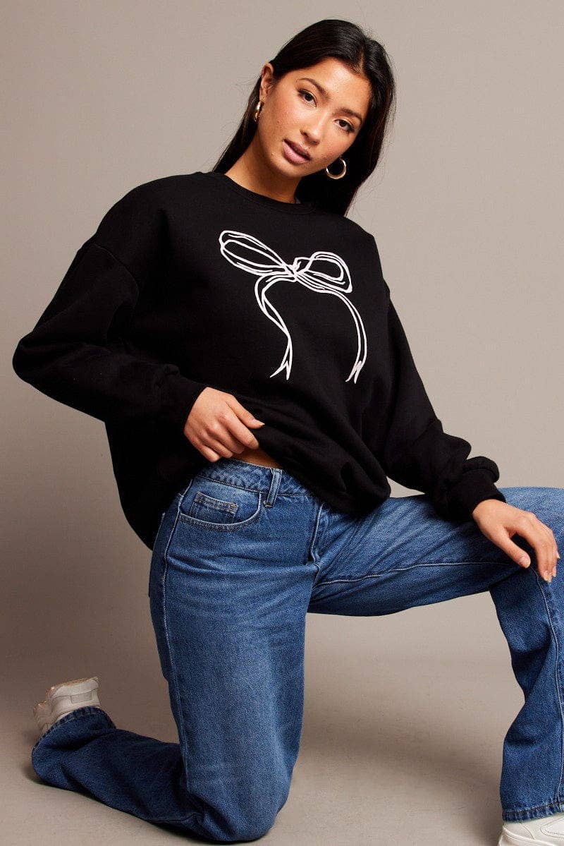 Bow round-neck long-sleeved pullover sweater