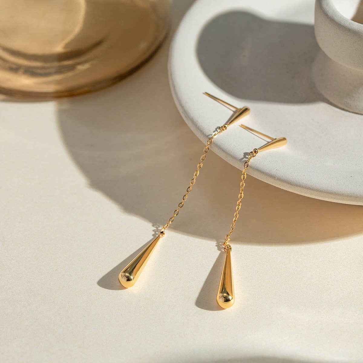 SIMPLE AND ELEGANT TEARDROP TASSEL EARRINGS