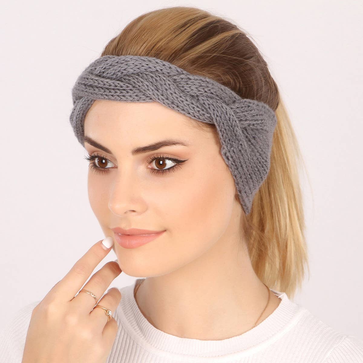 WARM KNITTED FLAT CROSS YARN HEADBAND