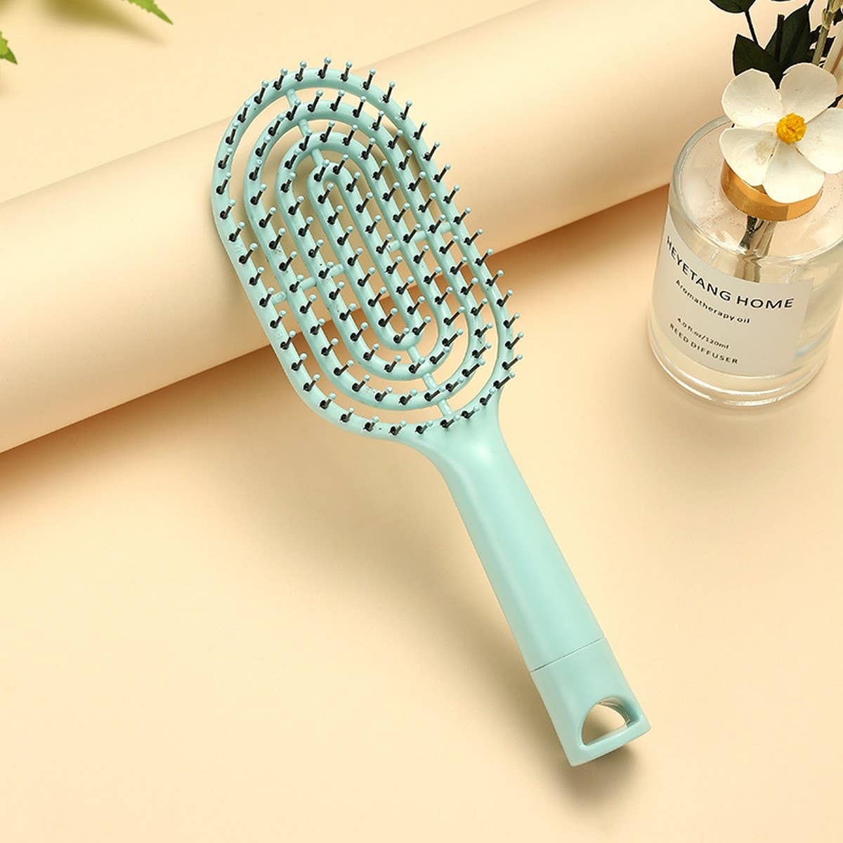 QUICK-DRYING, TANGLE-FREE HANDLE MASSAGE COMB_CWAHA1879