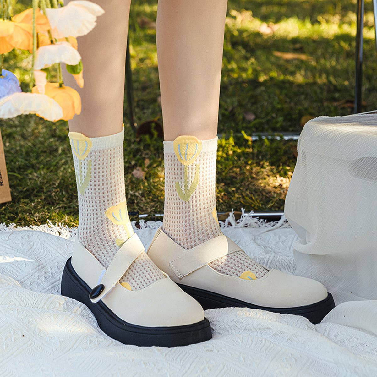 WOMEN THIN CUTE THREE-DIMENSIONAL FLOWER SOCKS