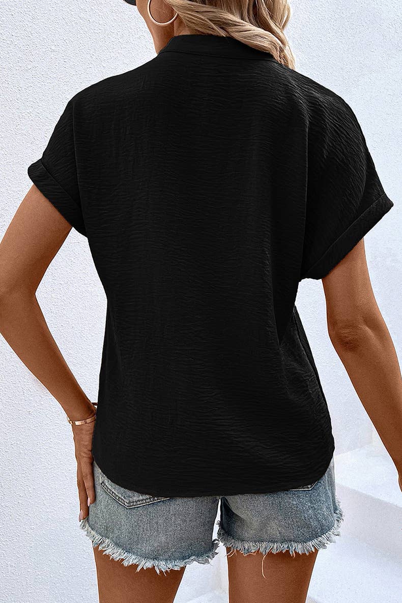 A stylish simple wrinkly thin breathable jumper