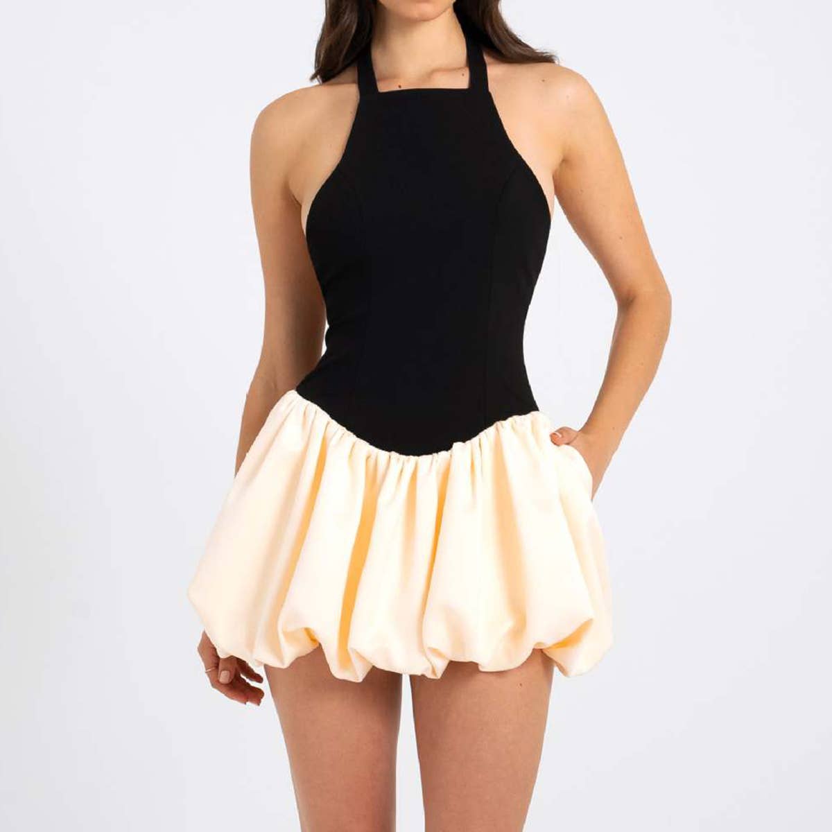 Fashionable patchwork slimming backless dress