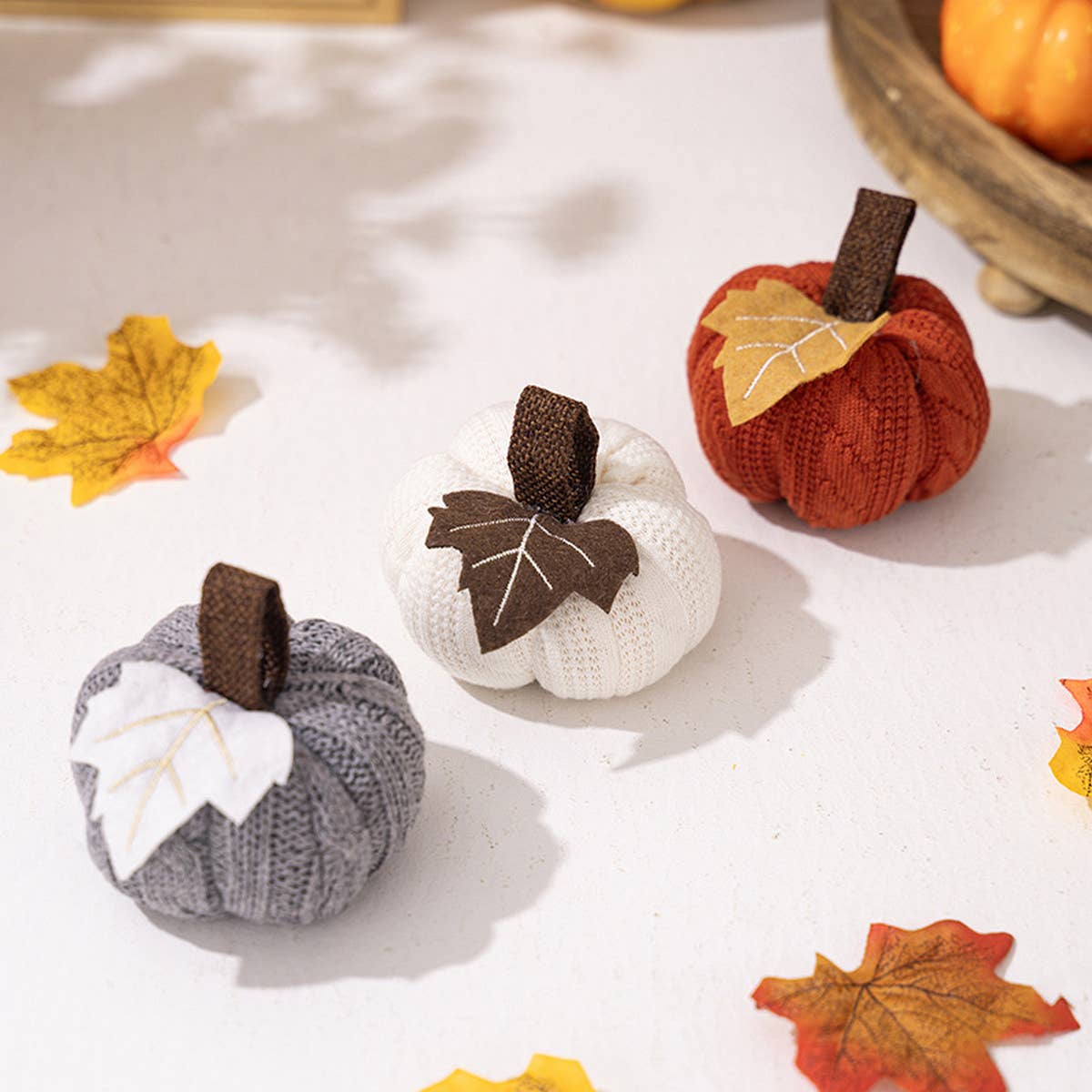 THANKSGIVING KNITTED ORANGE PUMPKIN PENDANT