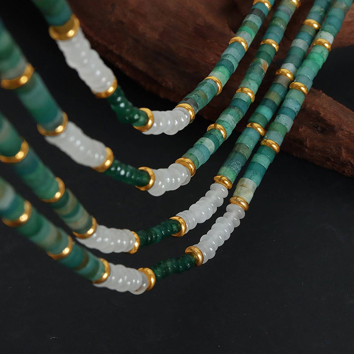 BOHEMIAN HANDMADE BEADED NECKLACE_CWAJE1092