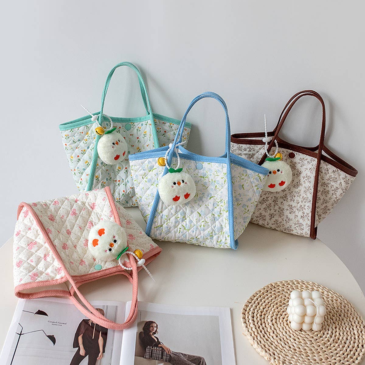 Quilted Canvas Tote Bag ??Fresh & Cute_CWAB5602