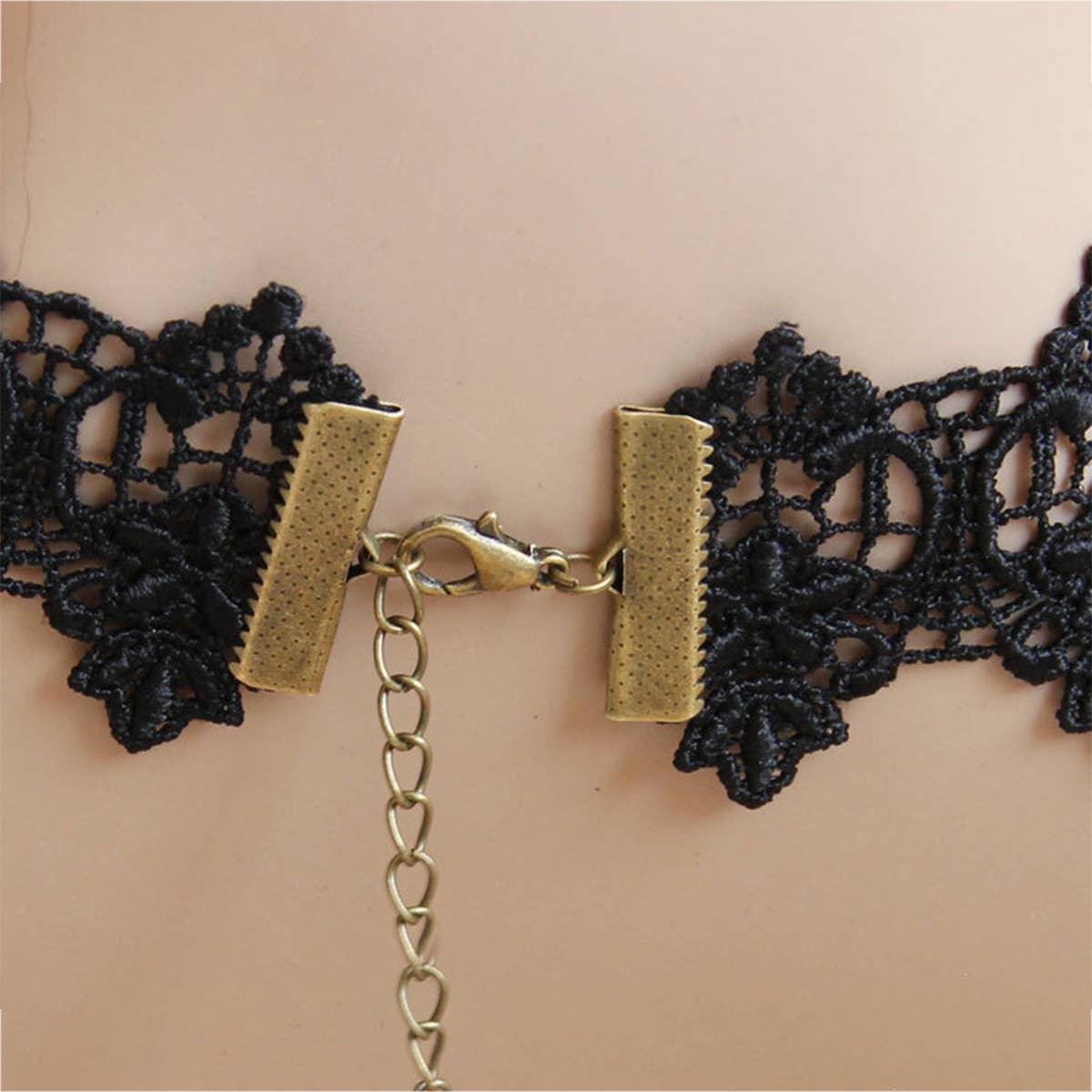 HALLOWEEN LACE GOTHIC PUNK SHORT NECKLACE COLLAR