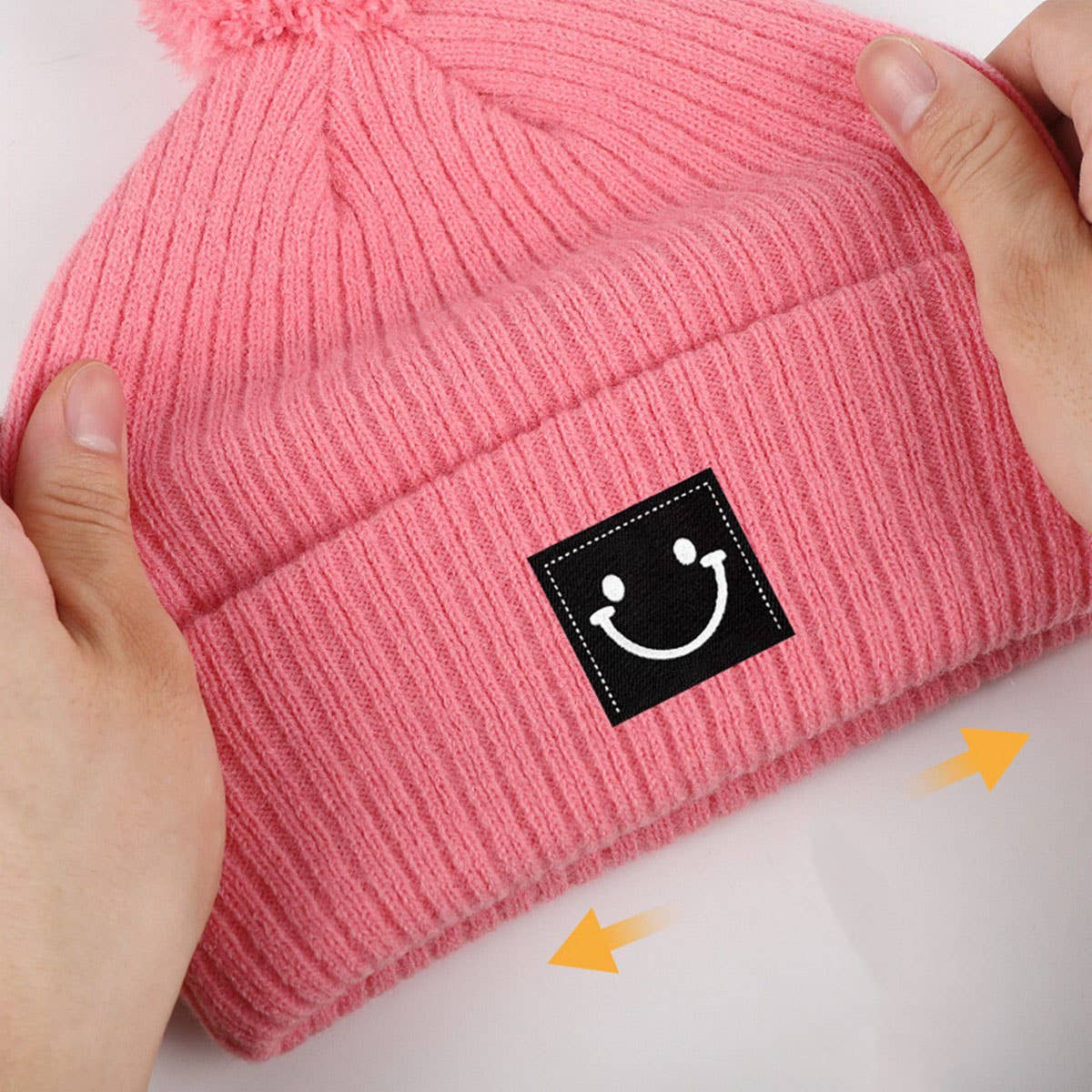 WINTER CHILDREN'S HAT AND GLOVES TWO-PIECE SET