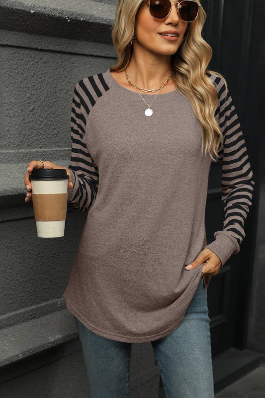 CWTBLL3698_CONTRAST STRIPE CREW NECK SWALLOWTAIL TOP