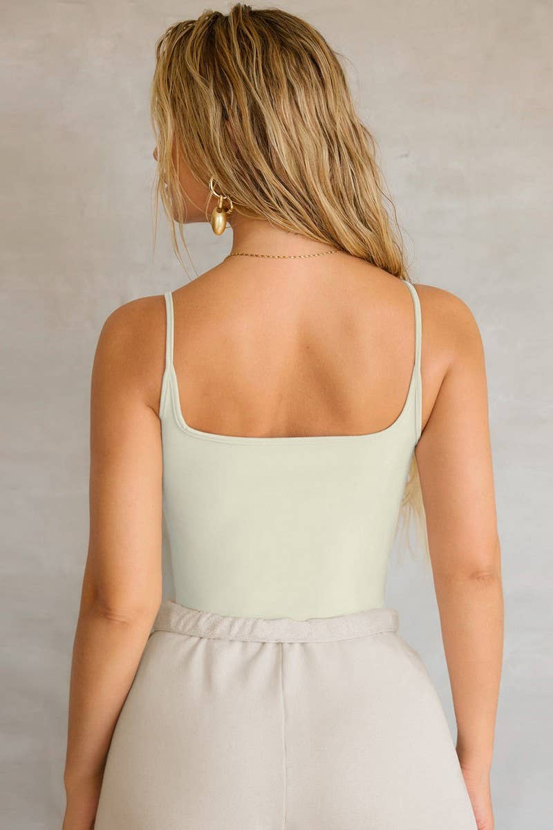 CWTHT0192_SOLID COLOR SLIM SHORT CAMISOLE TOP