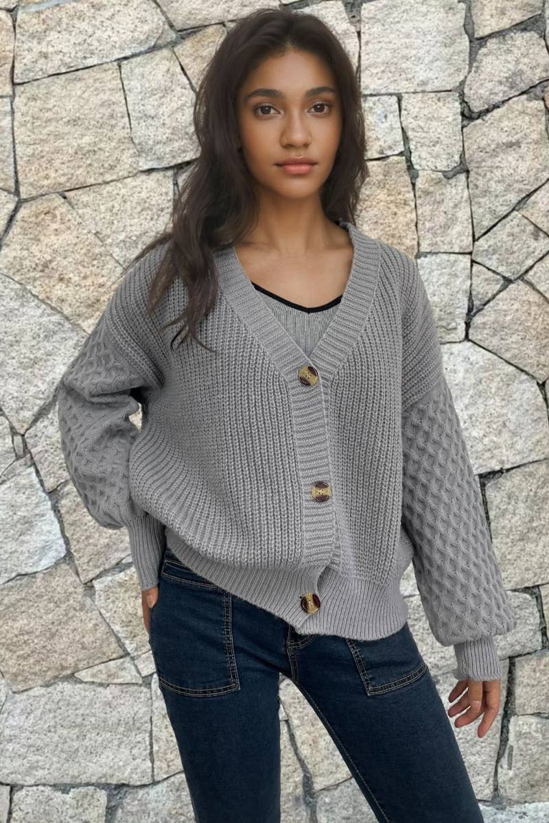 CWOCAL1875_VINTAGE V-NECK LONG SLEEVE SWEATER CARDIGAN