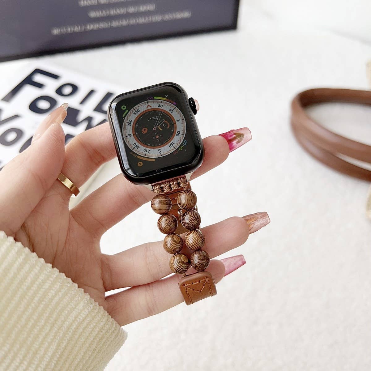 IWATCH9-1 SE WOODEN BEADS GENUINE LEATHER STRAP