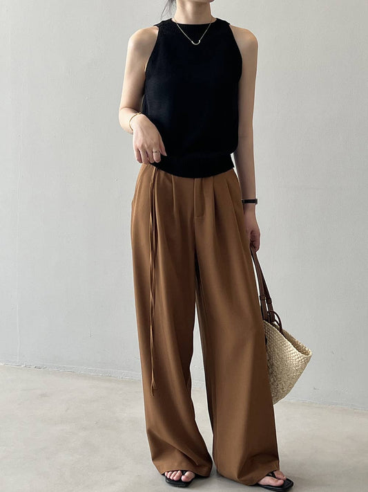 CREW-NECK SLEEVELESS BOTTOM STRIPED KNIT CAMISOLE