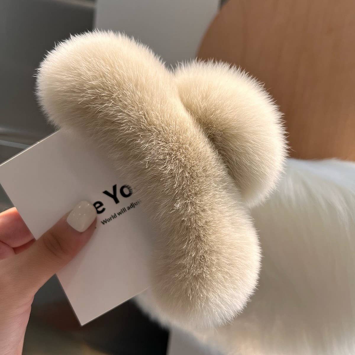 Large Real Rex Rabbit Fur Hair Claw - Cute & Cozy_CWAHA3302