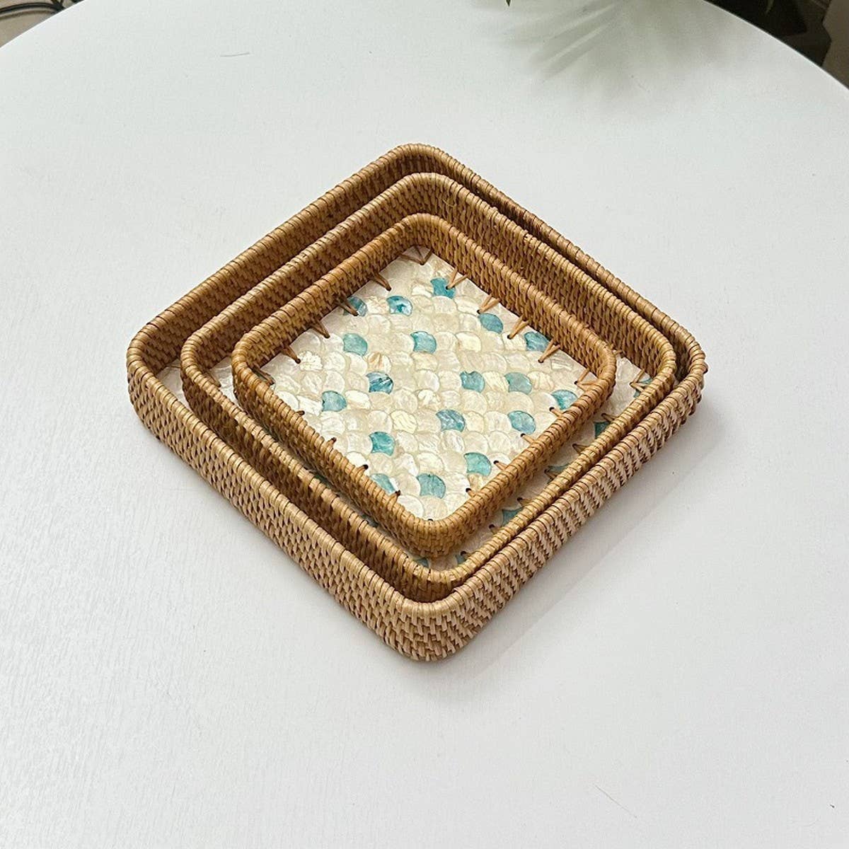 RATTAN COLORFUL SHELL FRUIT TRAY THREE-PIECE SET_CWMM4407