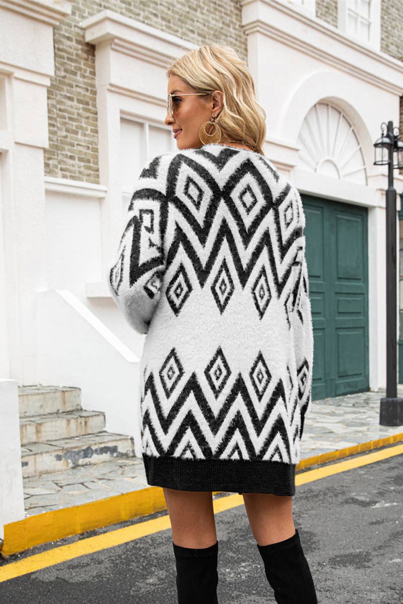 DIAMOND JACQUARD FLEECE UNBUTTONED CARDIGAN
