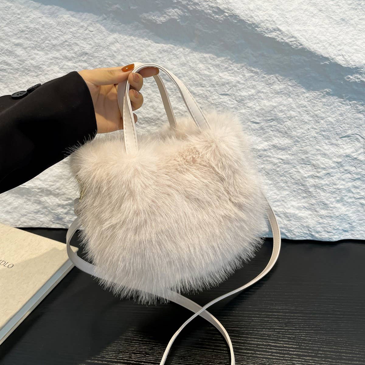 Fluffy Fox Handbag Women Fashion Crossbody_CUAB00560