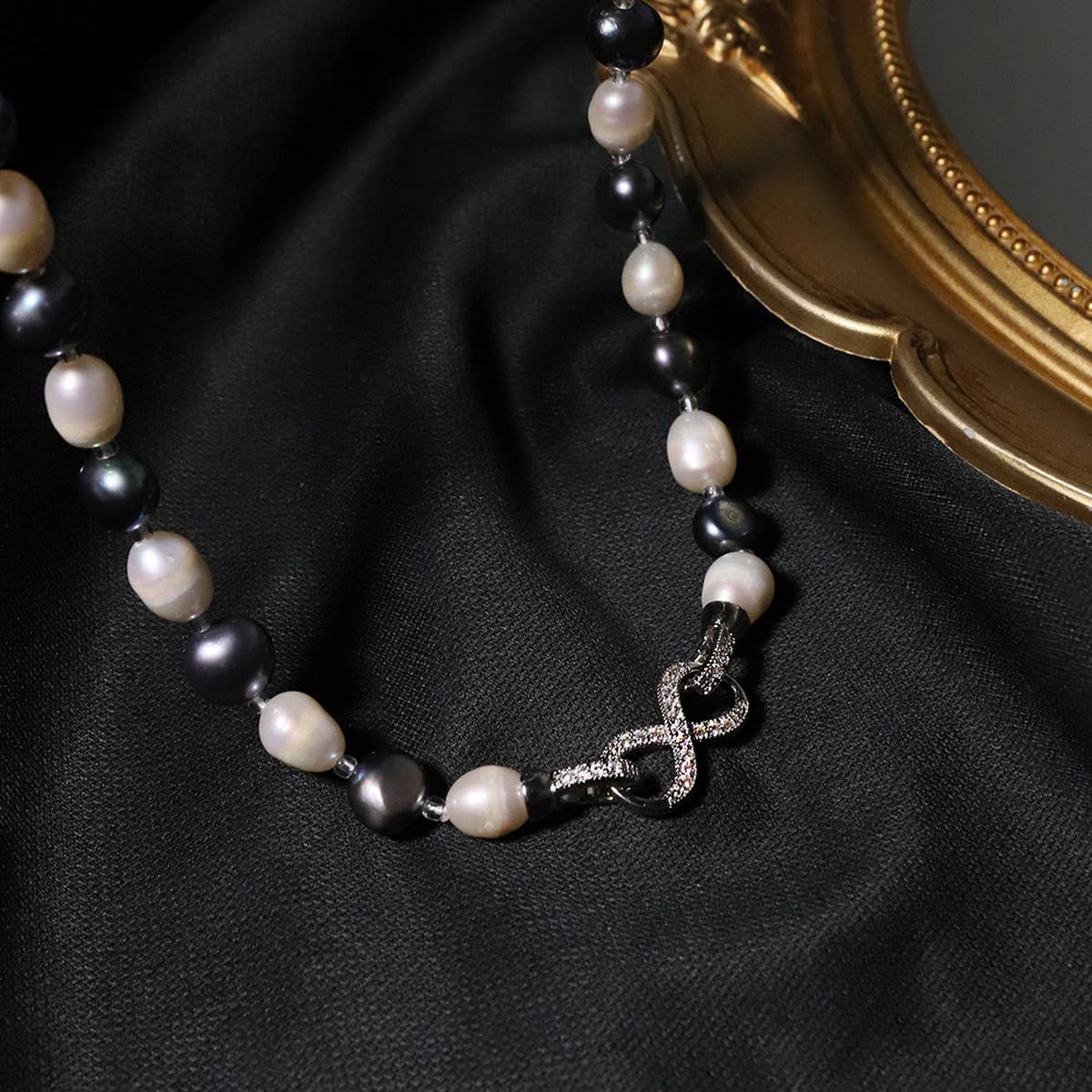 LUXURY RETRO NATURAL FRESHWATER PEARL NECKLACE