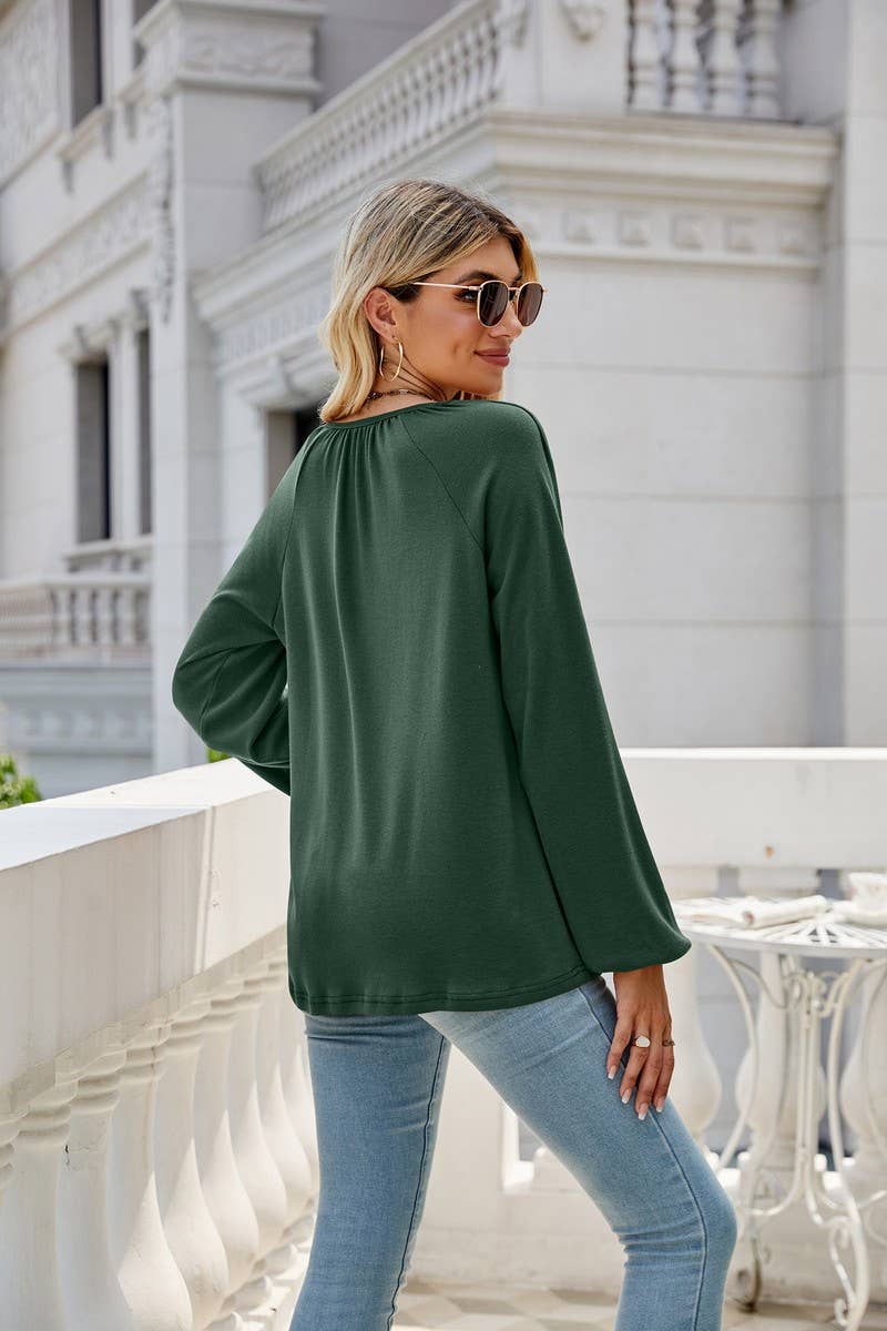 CWTBLL2413_SOLID COLOR LONGSLEEVE V-NECK PLEATED T-SHIRT TOP