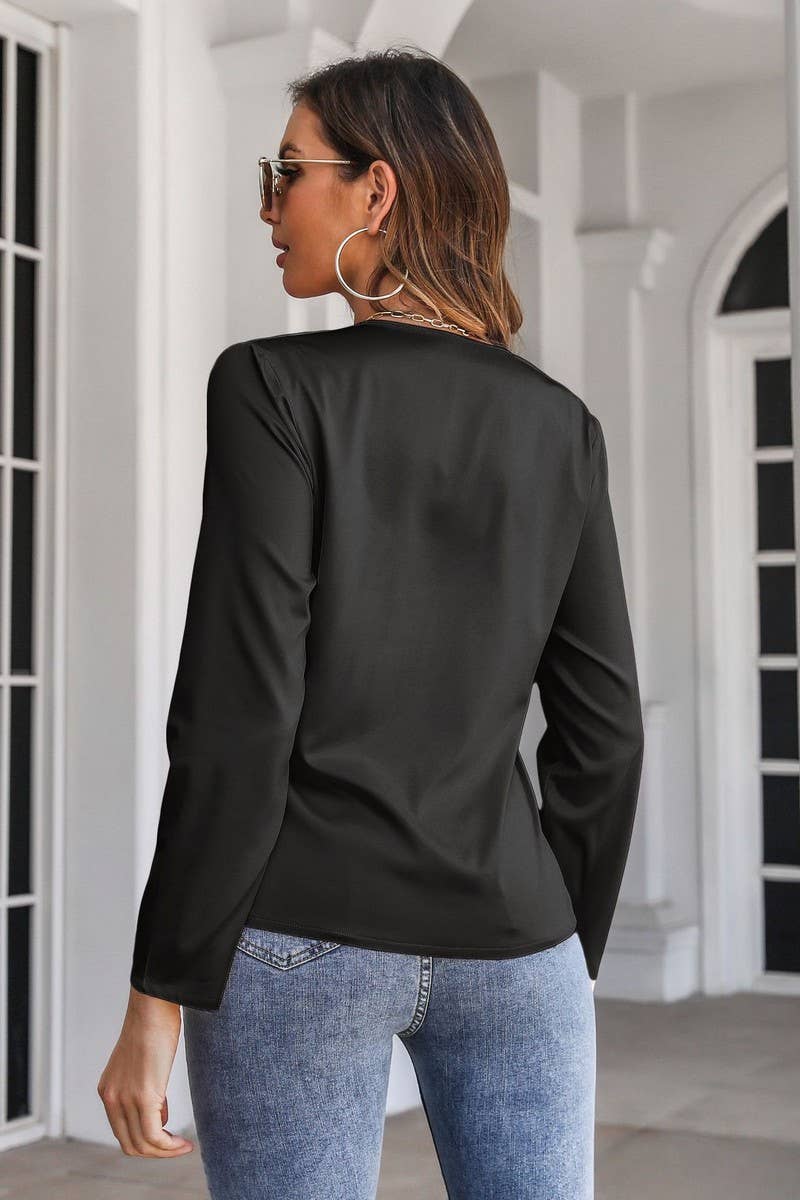CWTBLL0700_V-Neck Long Sleeve With Twist Detail on Bust Top