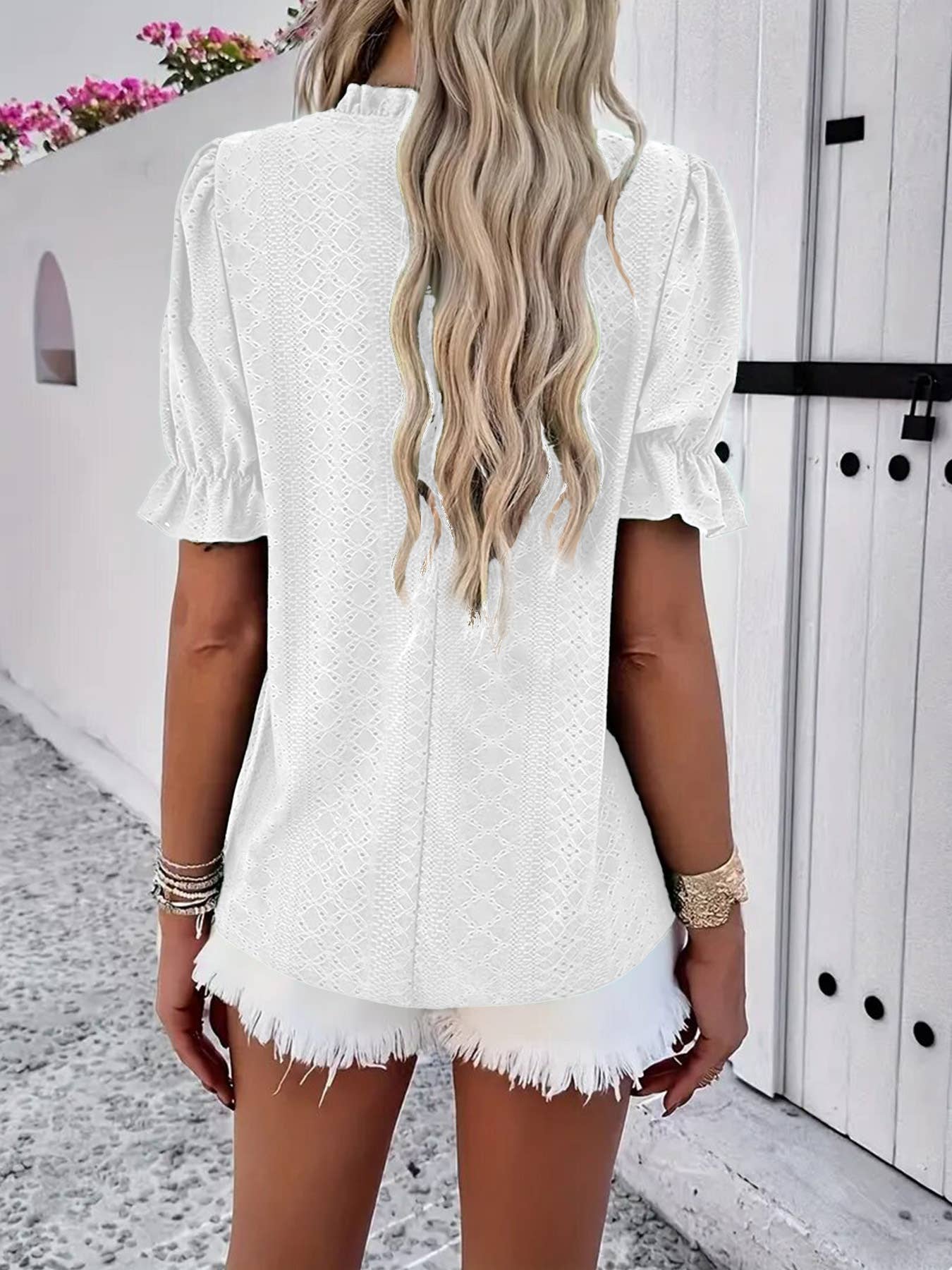 Fashionable printed ruffled sleeve wavy neck top