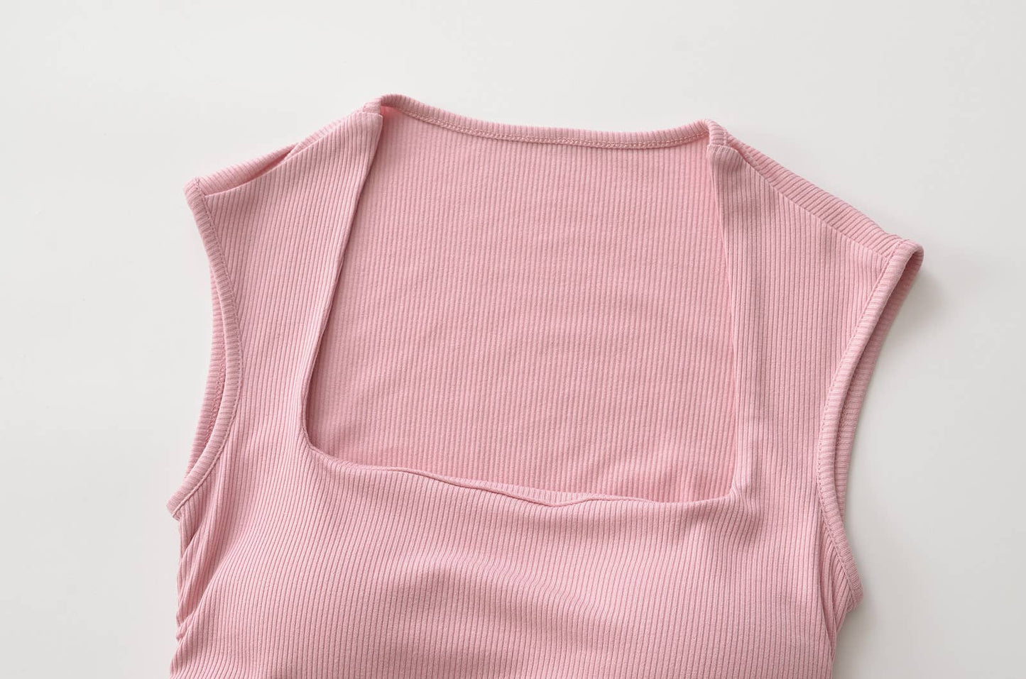 DOUBLE SQUARE NECK TIGHT PLEATED TOP